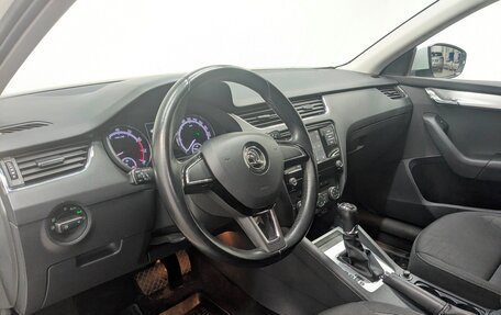 Skoda Octavia, 2019 год, 1 955 000 рублей, 8 фотография