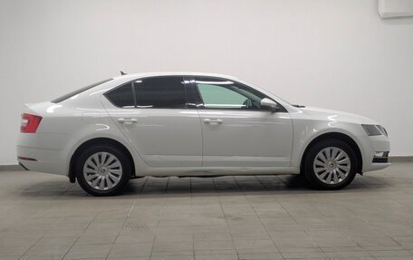 Skoda Octavia, 2019 год, 1 955 000 рублей, 27 фотография