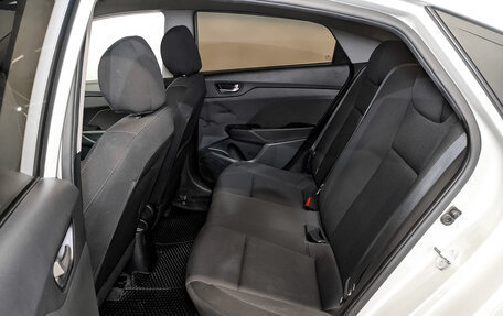 Hyundai Solaris II рестайлинг, 2019 год, 1 300 000 рублей, 12 фотография