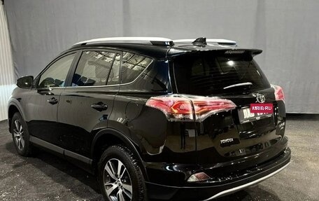 Toyota RAV4, 2015 год, 2 420 000 рублей, 4 фотография