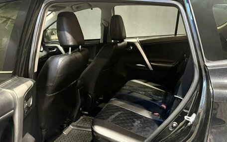 Toyota RAV4, 2015 год, 2 420 000 рублей, 15 фотография