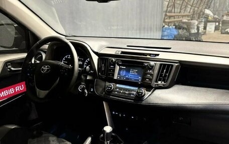 Toyota RAV4, 2015 год, 2 420 000 рублей, 17 фотография