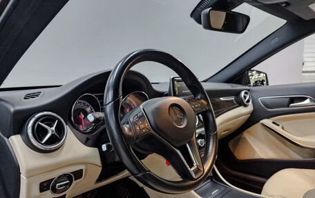 Mercedes-Benz GLA, 2014 год, 2 330 000 рублей, 15 фотография