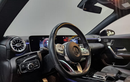 Mercedes-Benz CLA, 2019 год, 3 130 000 рублей, 14 фотография