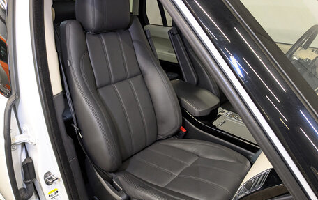 Land Rover Range Rover IV рестайлинг, 2016 год, 6 500 000 рублей, 24 фотография