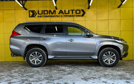 Mitsubishi Pajero Sport III рестайлинг, 2018 год, 2 699 000 рублей, 5 фотография