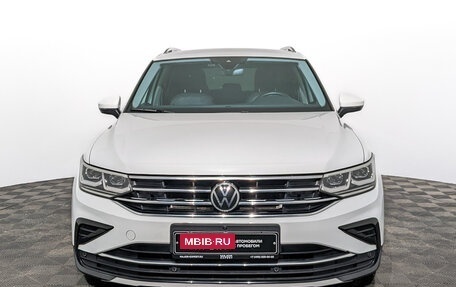 Volkswagen Tiguan II, 2021 год, 3 550 000 рублей, 2 фотография