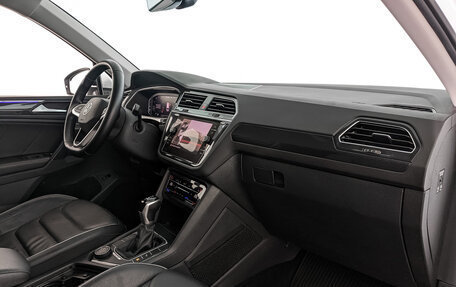 Volkswagen Tiguan II, 2021 год, 3 550 000 рублей, 13 фотография