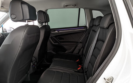 Volkswagen Tiguan II, 2021 год, 3 550 000 рублей, 18 фотография