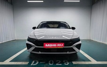 Hyundai Elantra, 2023 год, 1 300 008 рублей, 2 фотография