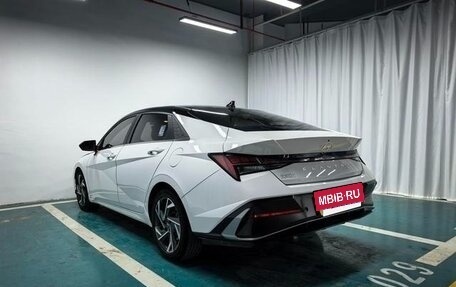 Hyundai Elantra, 2023 год, 1 300 008 рублей, 7 фотография