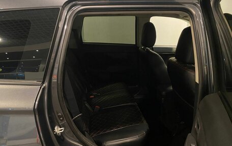 Mitsubishi Outlander III рестайлинг 3, 2018 год, 1 742 000 рублей, 17 фотография