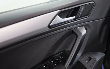 Volkswagen Tiguan II, 2020 год, 2 129 000 рублей, 18 фотография