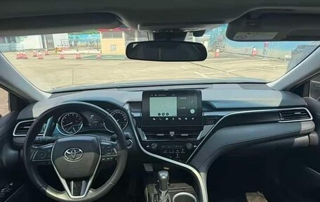 Toyota Camry, 2022 год, 3 860 000 рублей, 7 фотография