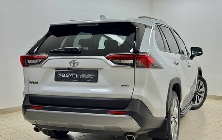 Toyota RAV4, 2021 год, 4 549 000 рублей, 6 фотография