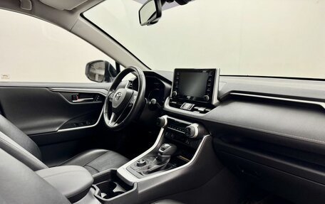 Toyota RAV4, 2021 год, 4 549 000 рублей, 12 фотография