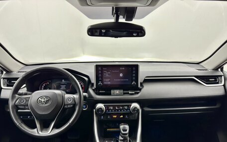 Toyota RAV4, 2021 год, 4 549 000 рублей, 17 фотография