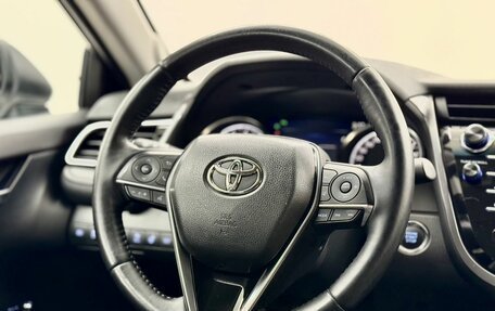 Toyota Camry, 2021 год, 3 298 000 рублей, 18 фотография