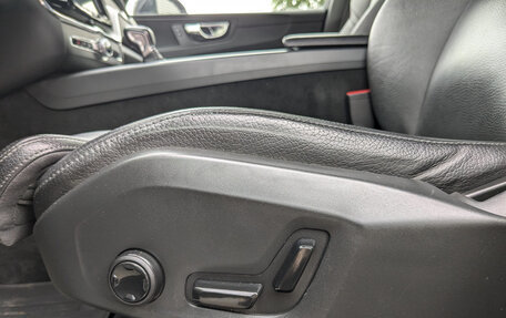 Volvo XC60 II, 2018 год, 3 600 000 рублей, 21 фотография