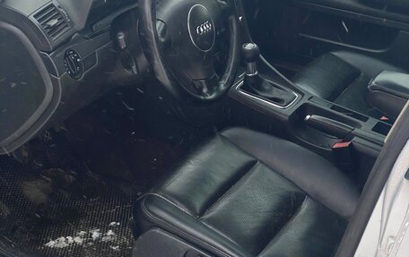 Audi A4, 2002 год, 450 000 рублей, 2 фотография