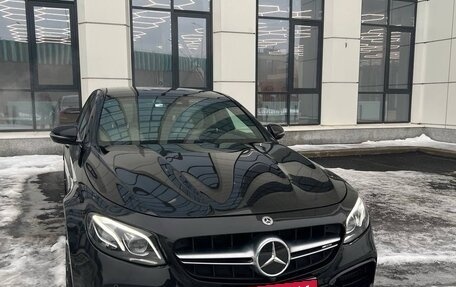 Mercedes-Benz E-Класс AMG, 2018 год, 7 800 000 рублей, 5 фотография