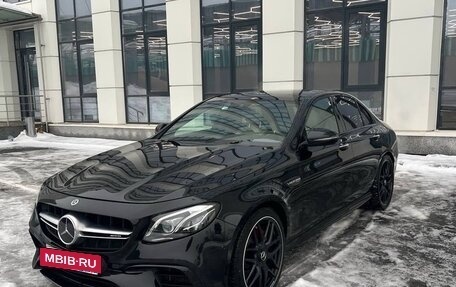 Mercedes-Benz E-Класс AMG, 2018 год, 7 800 000 рублей, 4 фотография