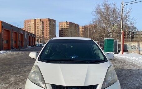 Honda Fit III, 2008 год, 530 000 рублей, 2 фотография
