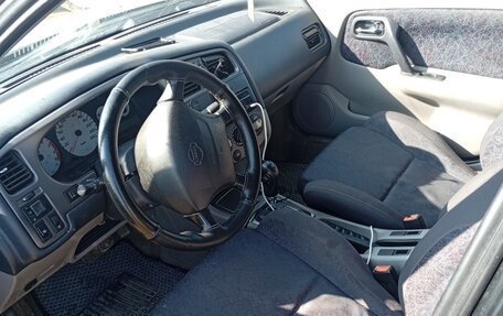 Nissan Primera II рестайлинг, 2000 год, 280 000 рублей, 2 фотография