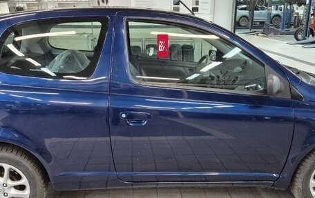 Toyota Yaris I рестайлинг, 2002 год, 520 000 рублей, 5 фотография