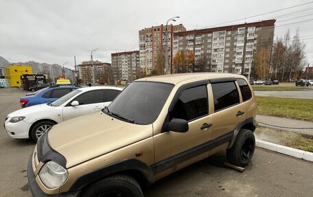 Chevrolet Niva I рестайлинг, 2004 год, 275 000 рублей, 8 фотография