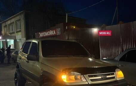 Chevrolet Niva I рестайлинг, 2004 год, 275 000 рублей, 6 фотография