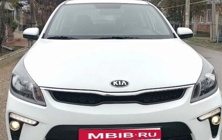 KIA Rio IV, 2019 год, 1 700 000 рублей, 2 фотография