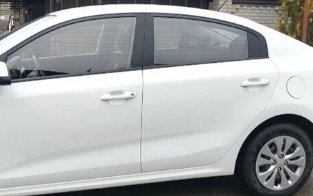 KIA Rio IV, 2019 год, 1 700 000 рублей, 15 фотография