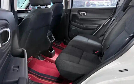 Honda Vezel, 2022 год, 1 977 040 рублей, 12 фотография