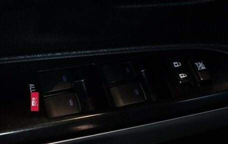 Toyota Land Cruiser 200, 2019 год, 7 359 000 рублей, 11 фотография