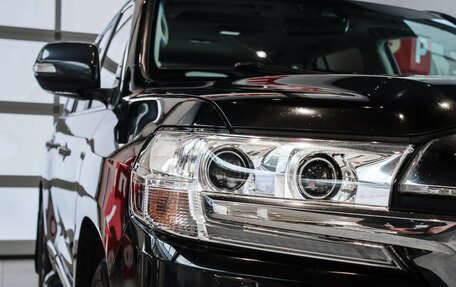 Toyota Land Cruiser 200, 2019 год, 7 359 000 рублей, 31 фотография