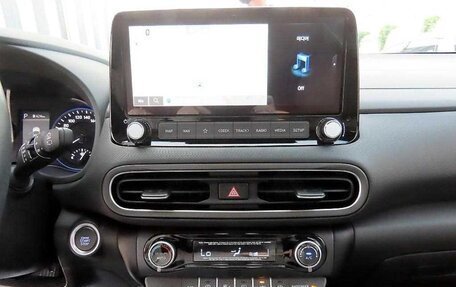 Hyundai Kona I, 2022 год, 1 775 050 рублей, 13 фотография