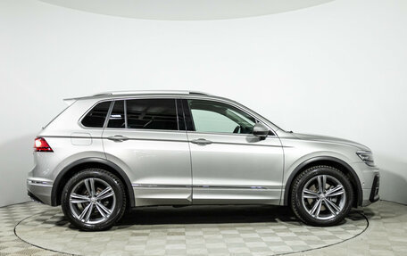 Volkswagen Tiguan II, 2018 год, 3 199 000 рублей, 4 фотография