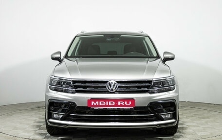Volkswagen Tiguan II, 2018 год, 3 199 000 рублей, 2 фотография