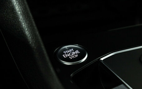 Volkswagen Tiguan II, 2018 год, 3 199 000 рублей, 20 фотография