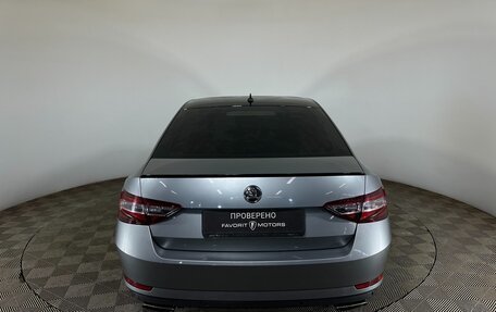 Skoda Superb III рестайлинг, 2016 год, 2 270 000 рублей, 3 фотография