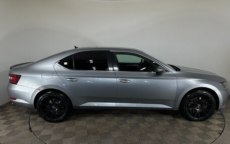 Skoda Superb III рестайлинг, 2016 год, 2 270 000 рублей, 4 фотография