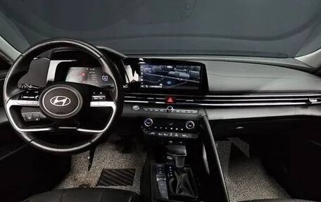 Hyundai Avante, 2024 год, 2 380 000 рублей, 7 фотография