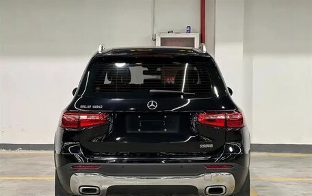 Mercedes-Benz GLB, 2022 год, 2 490 050 рублей, 3 фотография