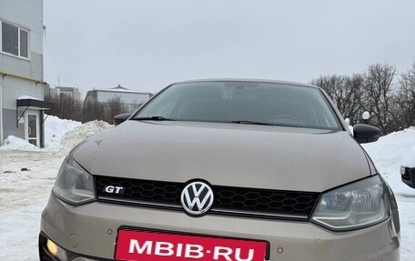 Volkswagen Polo VI (EU Market), 2017 год, 1 000 000 рублей, 1 фотография