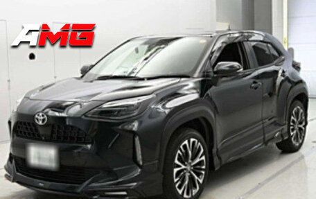 Toyota Yaris Cross, 2022 год, 1 500 000 рублей, 1 фотография