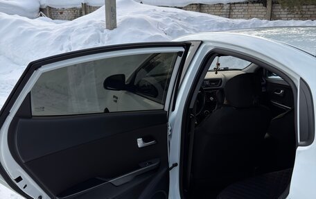 KIA Rio III рестайлинг, 2014 год, 1 050 000 рублей, 13 фотография