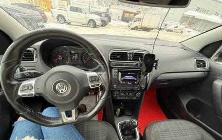 Volkswagen Polo VI (EU Market), 2017 год, 1 000 000 рублей, 9 фотография