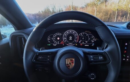 Porsche Cayenne III, 2024 год, 13 990 000 рублей, 16 фотография