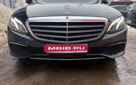 Mercedes-Benz E-Класс, 2018 год, 3 400 000 рублей, 2 фотография